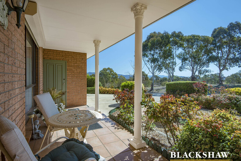 30 Johnstone Circuit Calwell