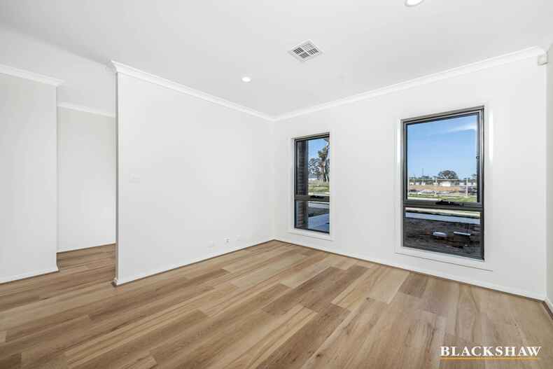 20 Dragon Street Throsby