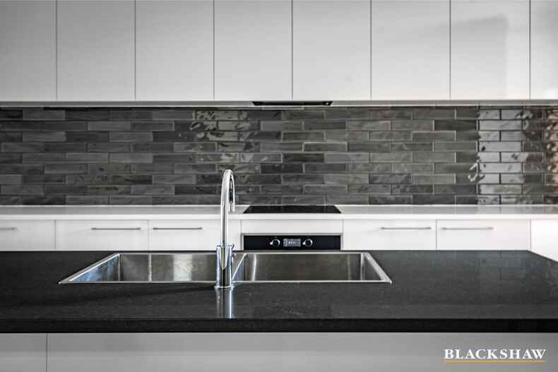 20 Dragon Street Throsby