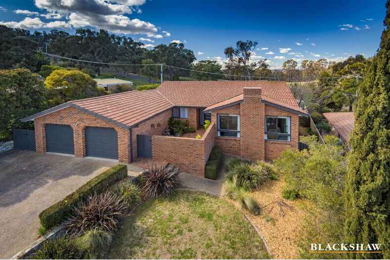 6 Goldsbrough Close Macarthur