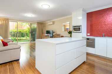 10/12 Albermarle Place Phillip