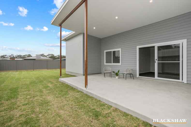 28 Gillan Grove Broulee 28 Gillan Grove Broulee