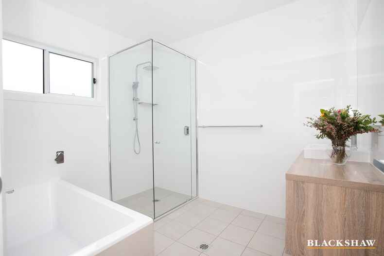 28 Gillan Grove Broulee 28 Gillan Grove Broulee