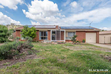 115 Tom Roberts Avenue Banks