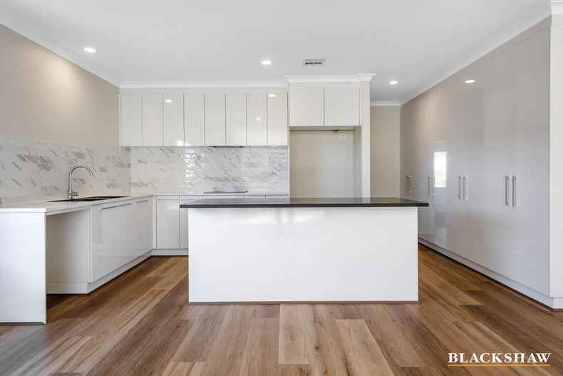 18 Dragon Street Throsby 18 Dragon Street Throsby