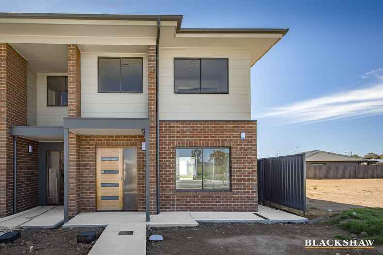 18 Dragon Street Throsby 18 Dragon Street Throsby