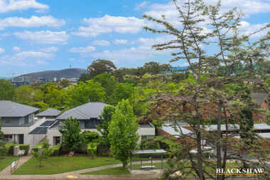 12/137 Blamey Crescent Campbell