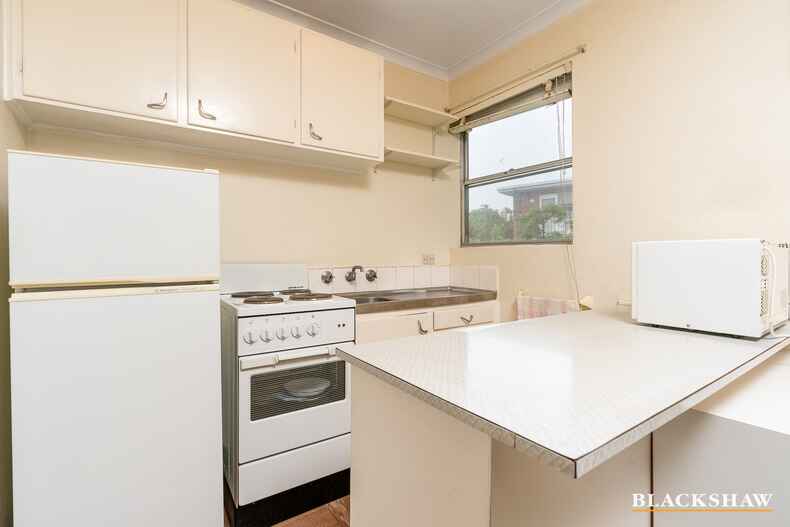 12/137 Blamey Crescent Campbell