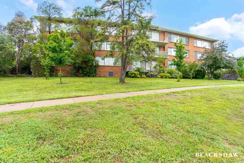 12/137 Blamey Crescent Campbell