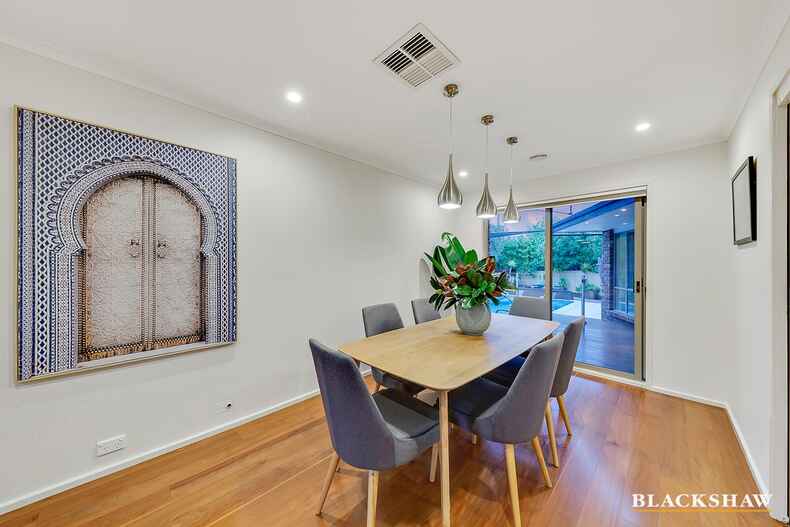 81 Chataway Crescent Fadden 81 Chataway Crescent Fadden