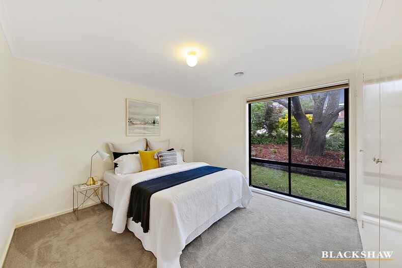 81 Chataway Crescent Fadden 81 Chataway Crescent Fadden