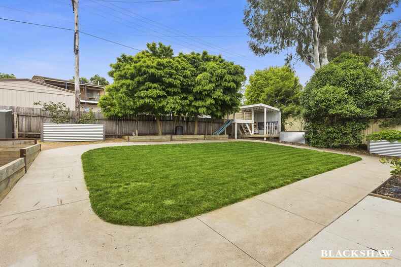 4 Horsley Crescent Melba 4 Horsley Crescent Melba