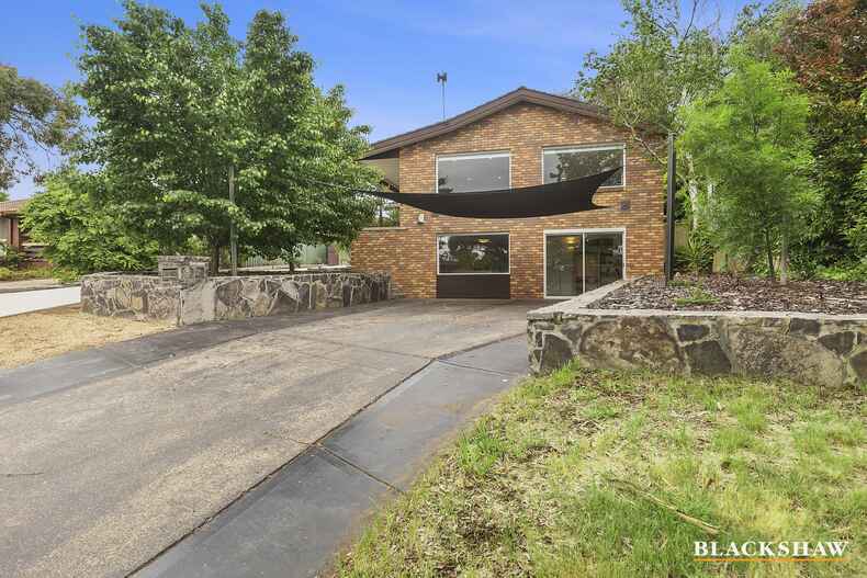 4 Horsley Crescent Melba 4 Horsley Crescent Melba