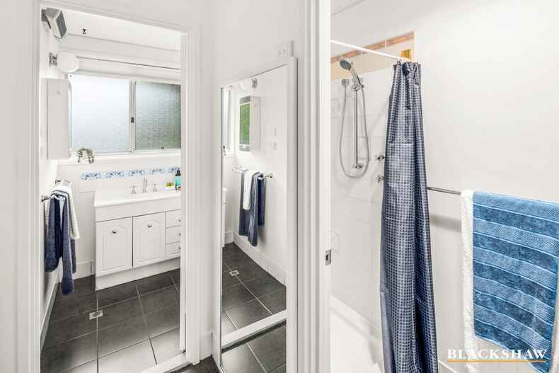 22 Antares Crescent Giralang 22 Antares Crescent Giralang