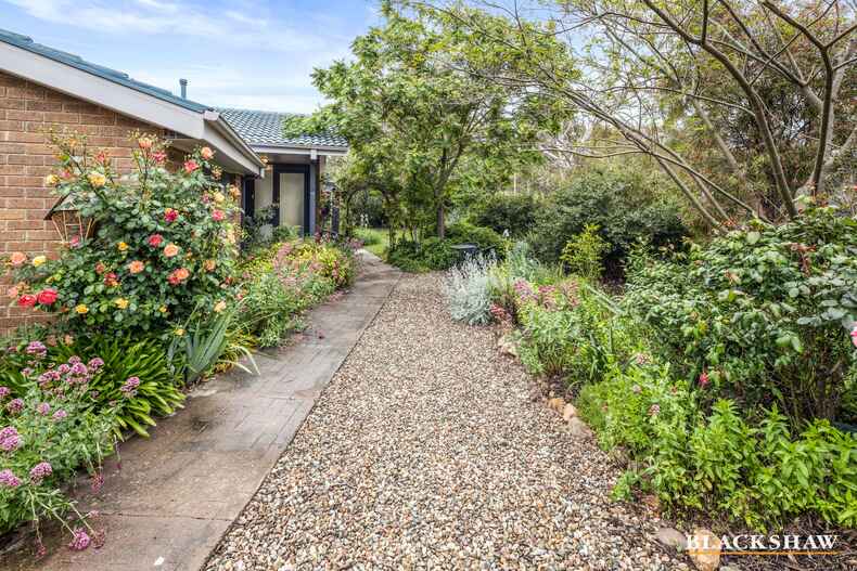 22 Antares Crescent Giralang 22 Antares Crescent Giralang