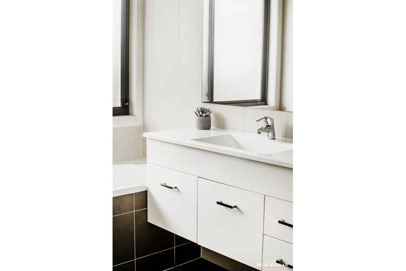 24 Durong Street Crace