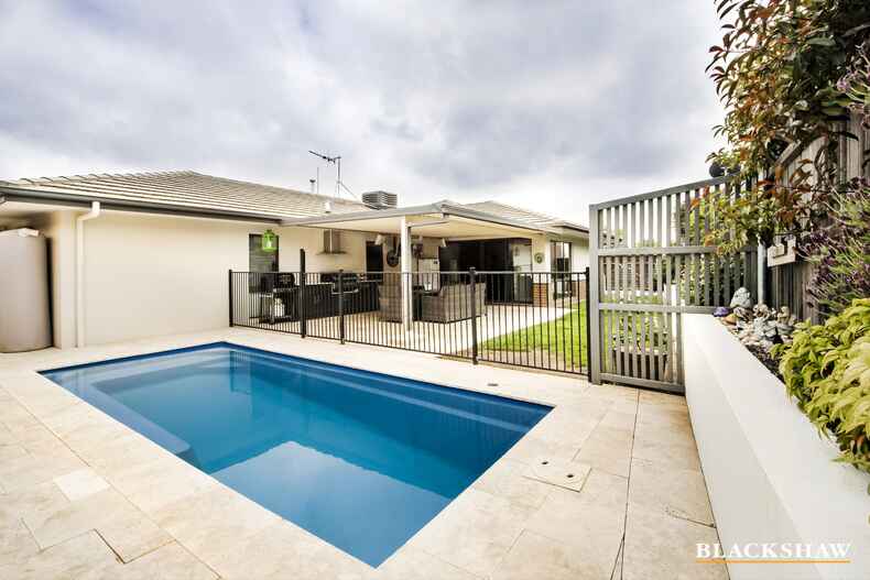 24 Durong Street Crace