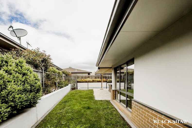 24 Durong Street Crace