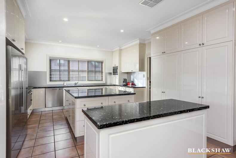 21 Winser Crescent Kambah 21 Winser Crescent Kambah