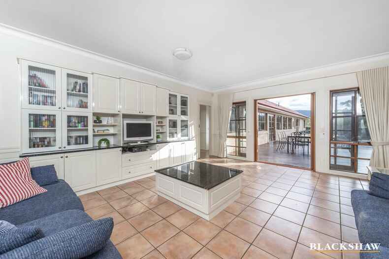 21 Winser Crescent Kambah 21 Winser Crescent Kambah