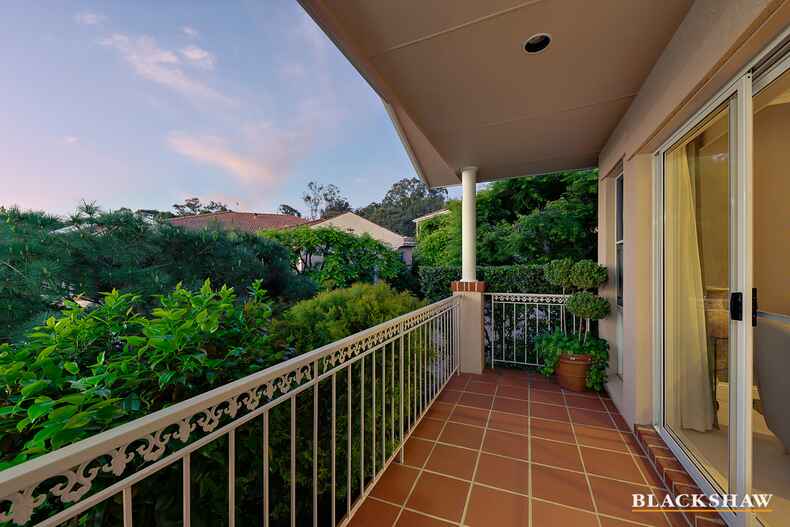 26/10 Taronga Place O'Malley
