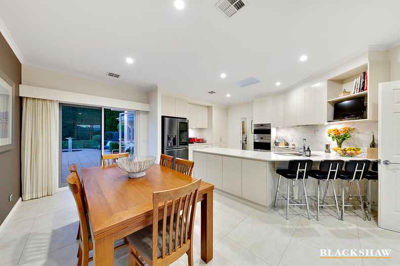 26/10 Taronga Place O'Malley