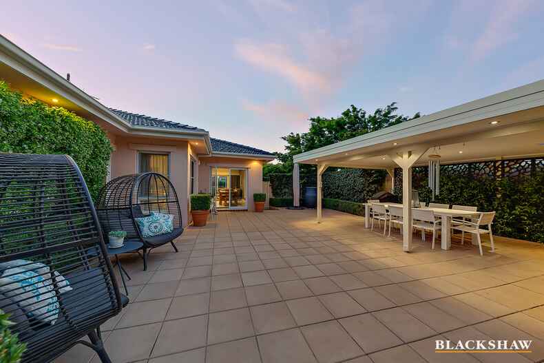 26/10 Taronga Place O'Malley