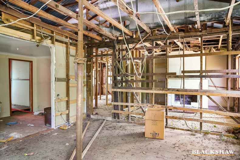 15 River Street Oaks Estate 15 River Street Oaks Estate