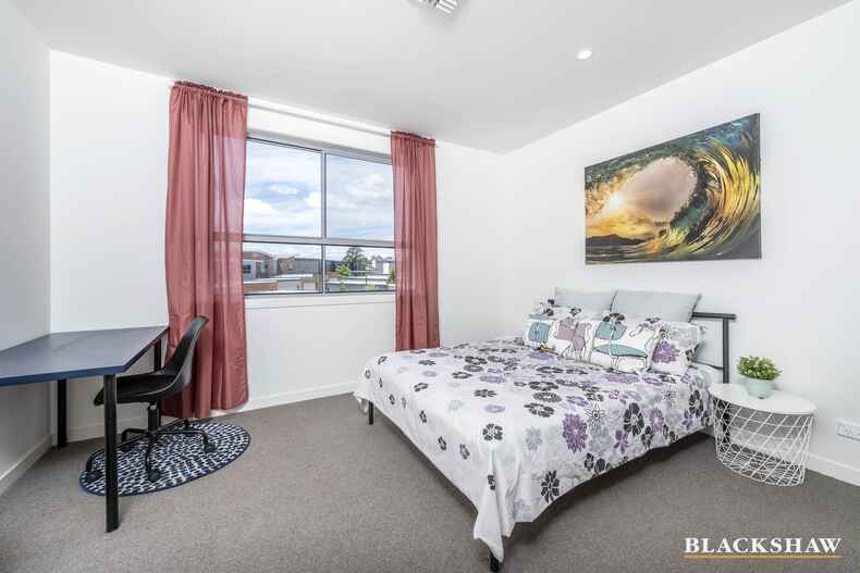 58/124 John Gorton Drive Coombs