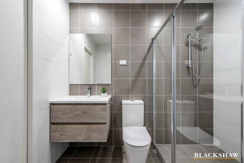 58/124 John Gorton Drive Coombs