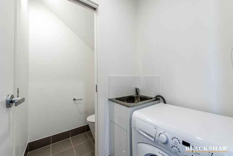 58/124 John Gorton Drive Coombs