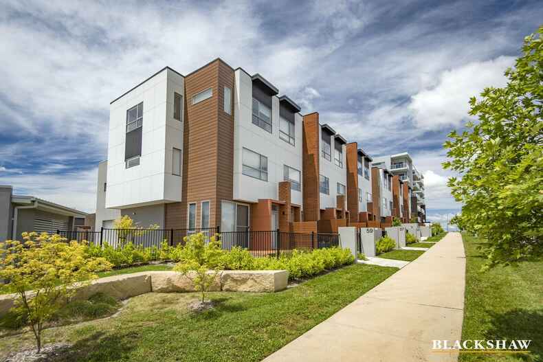 58/124 John Gorton Drive Coombs