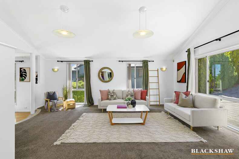10 Mackrell Place Calwell