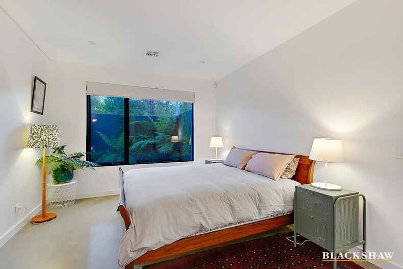 38 Stonehaven Crescent Deakin