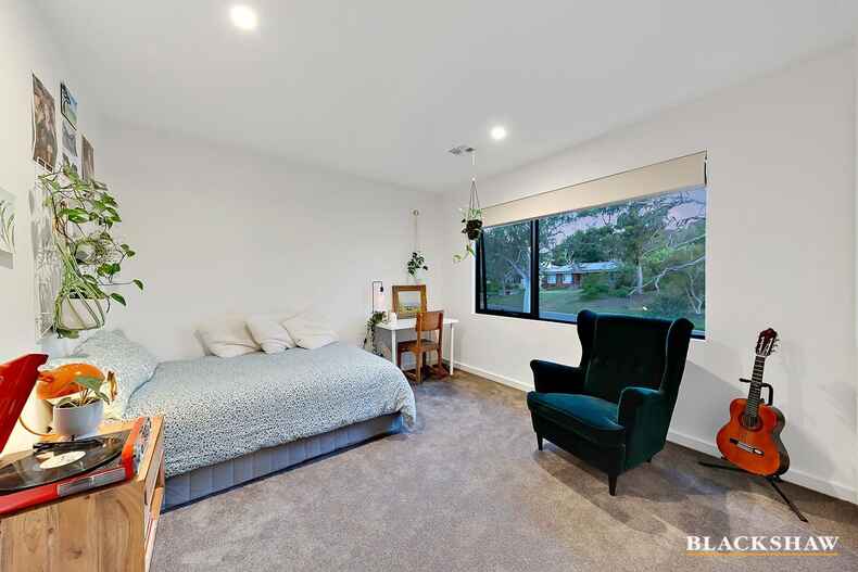 38 Stonehaven Crescent Deakin