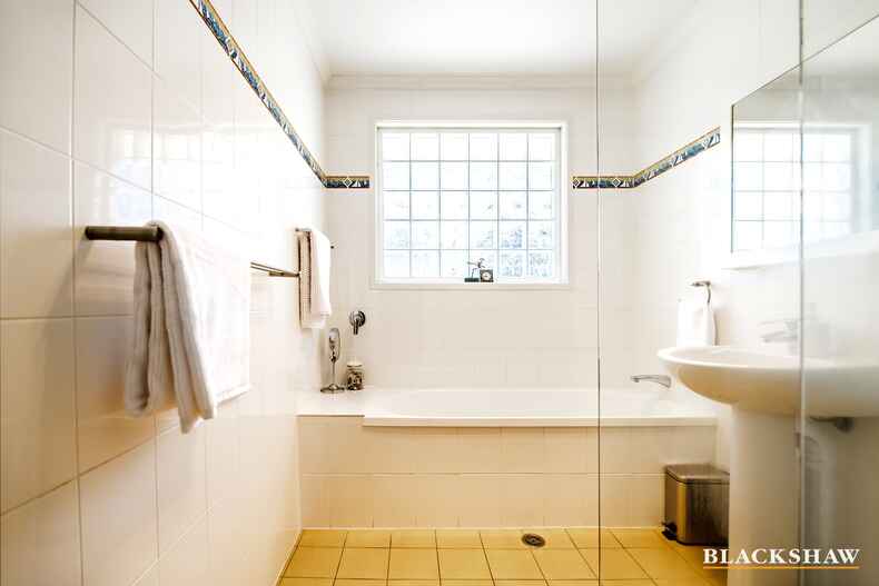 2 Wassell Place Macgregor