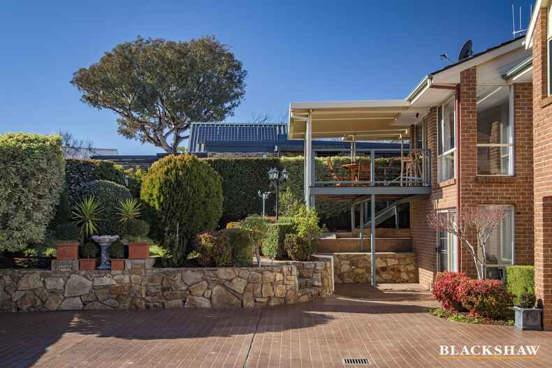 5 Naismith Place Gleneagles Kambah