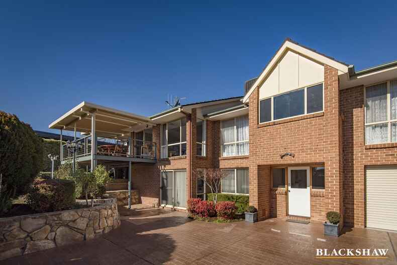 5 Naismith Place Gleneagles Kambah