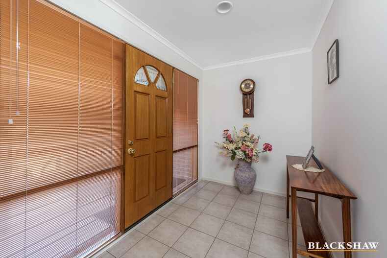 5 Naismith Place Gleneagles Kambah