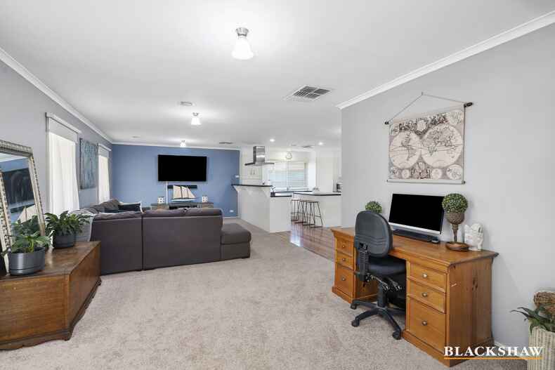 11 Carrodus Street Fraser