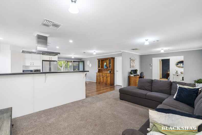11 Carrodus Street Fraser