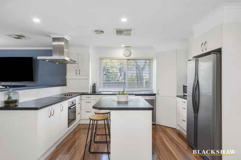 11 Carrodus Street Fraser