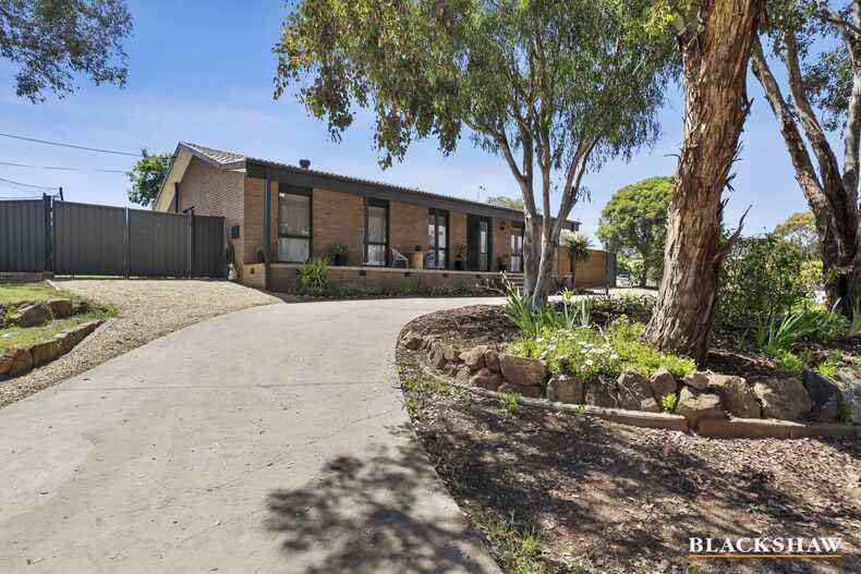11 Carrodus Street Fraser