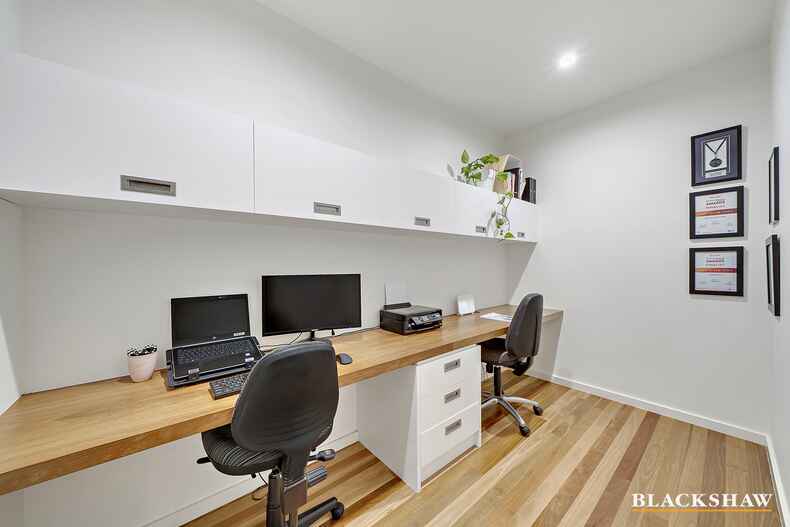 79 Stradbroke Street Deakin