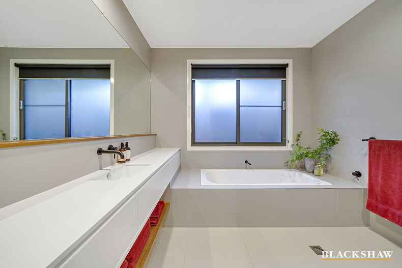 79 Stradbroke Street Deakin