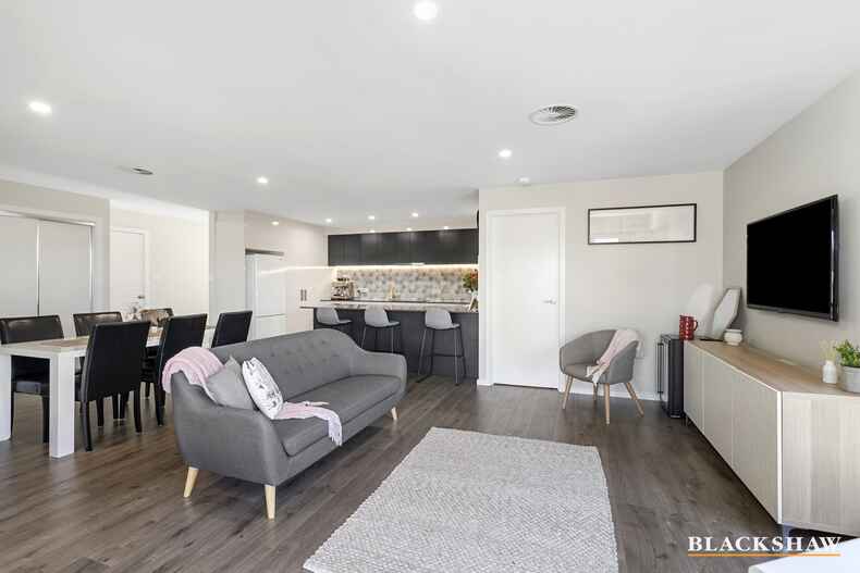 7/49 Fullston Way Holt