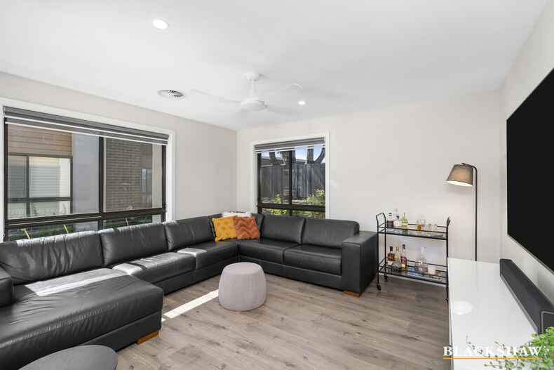 7/49 Fullston Way Holt