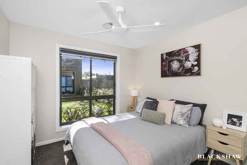 7/49 Fullston Way Holt
