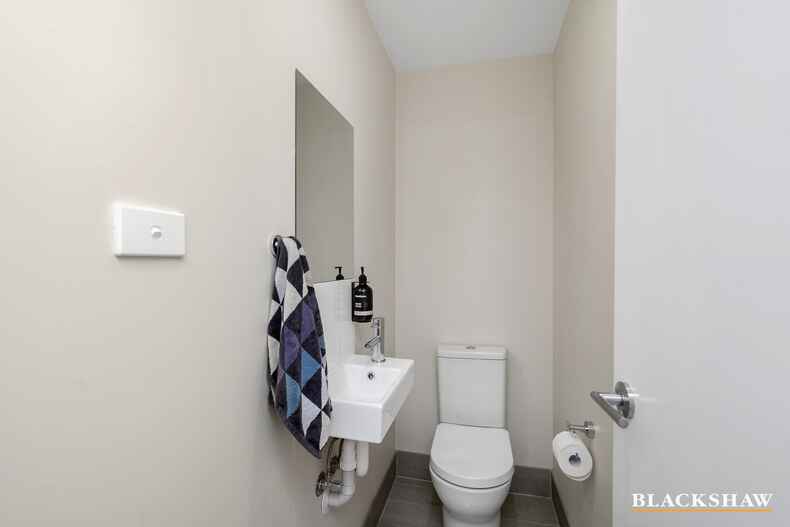 7/49 Fullston Way Holt