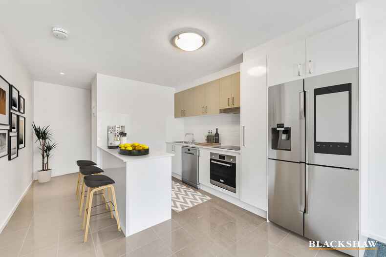 65/39 Jerrabomberra Avenue Narrabundah